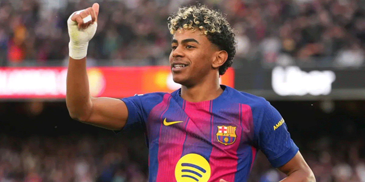 Momen Haru Lamine Yamal Berikan Bola Pertandingan kepada Ibunya